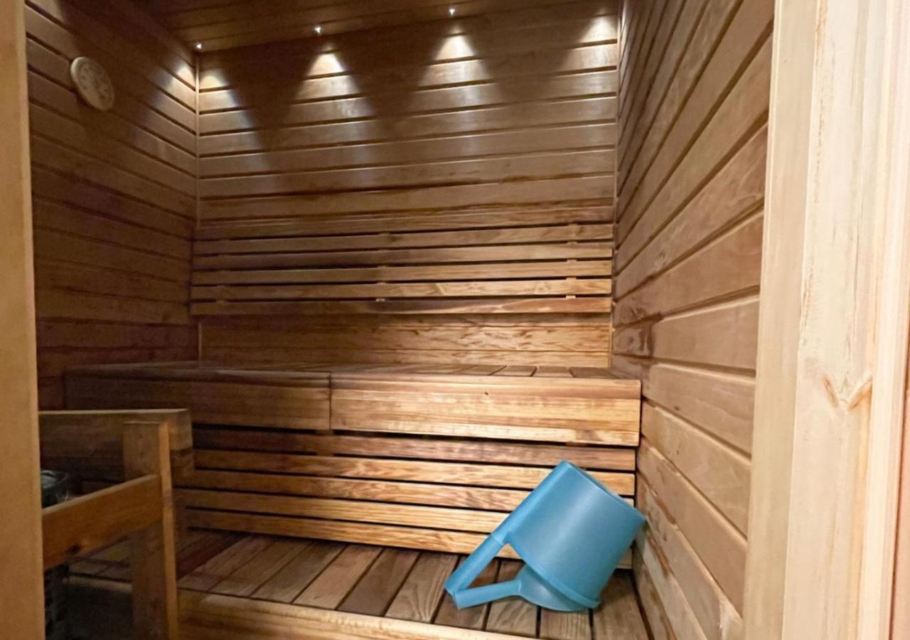 Napapiirin Jaervilomat Hotel Luukonniemi Bagian luar foto