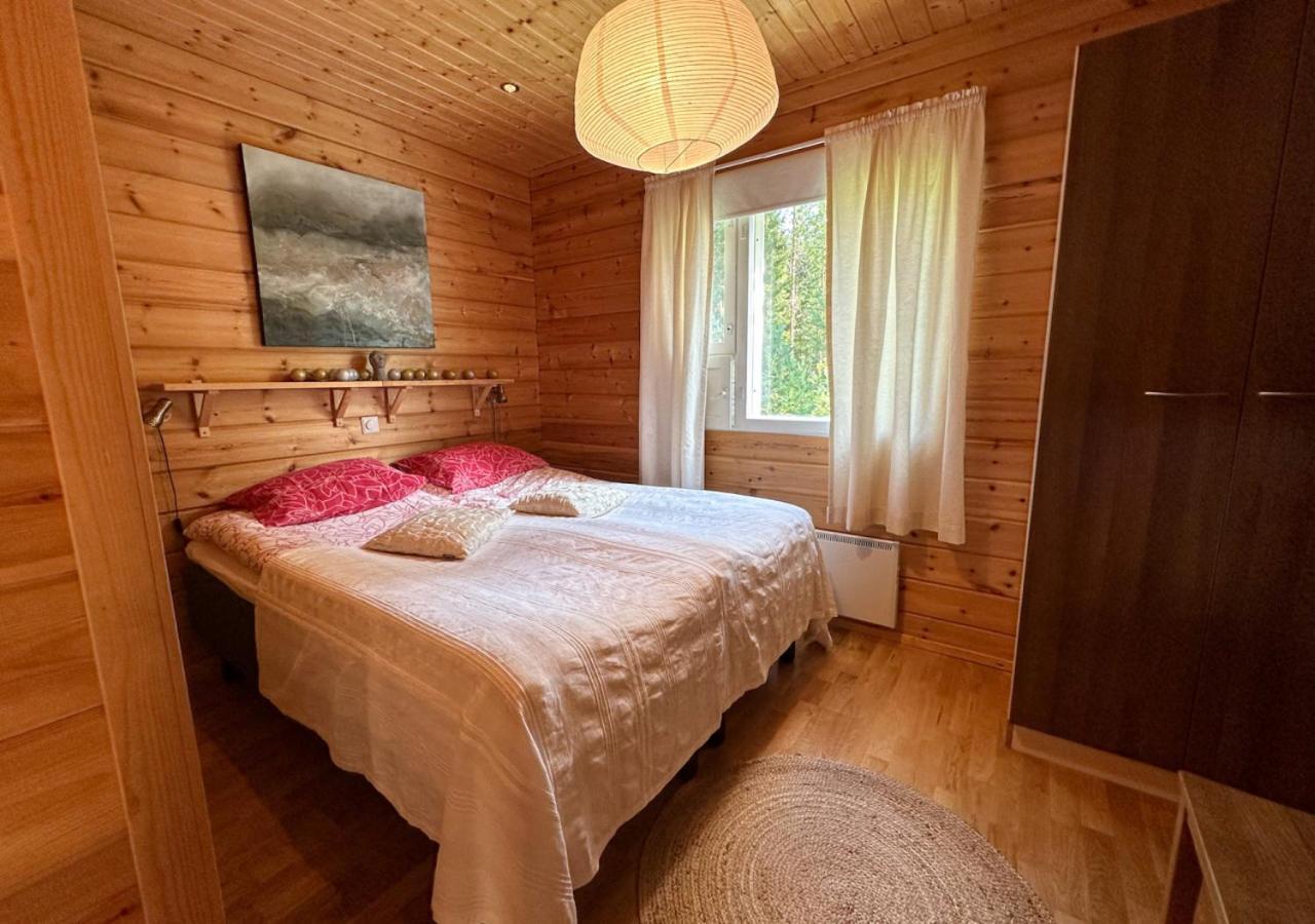 Napapiirin Jaervilomat Hotel Luukonniemi Bagian luar foto