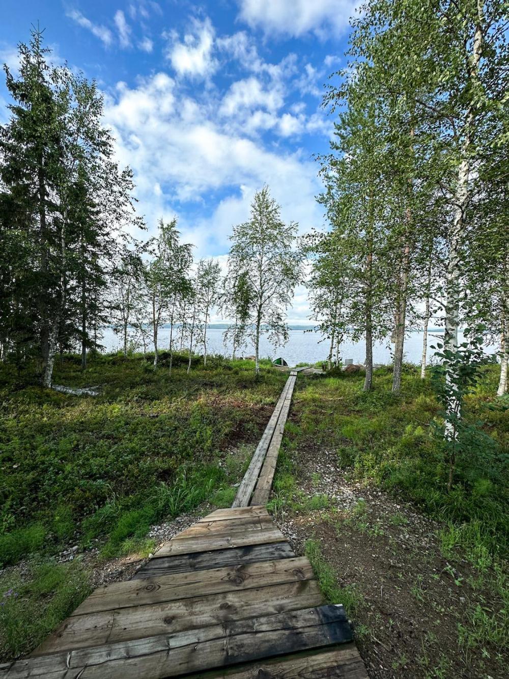 Napapiirin Jaervilomat Hotel Luukonniemi Bagian luar foto