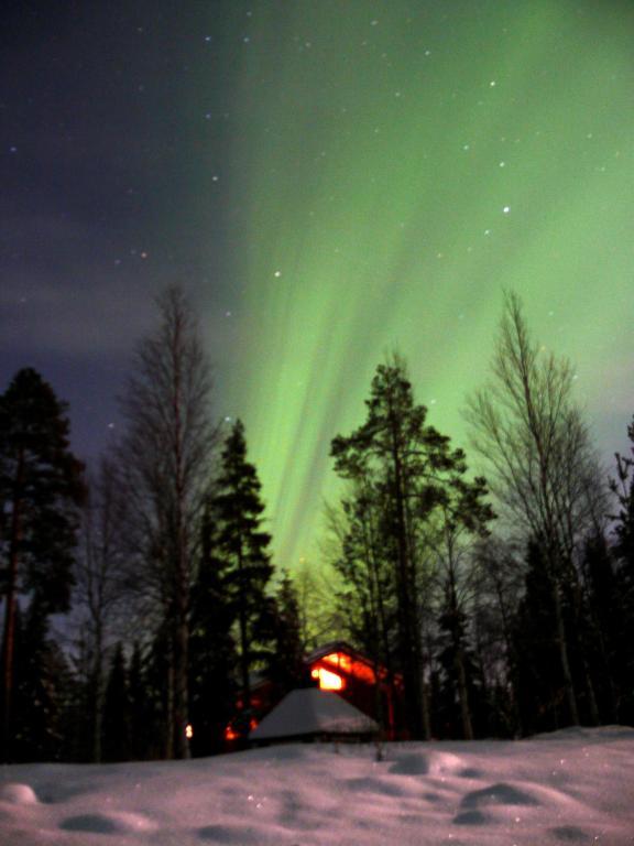 Napapiirin Jaervilomat Hotel Luukonniemi Bagian luar foto