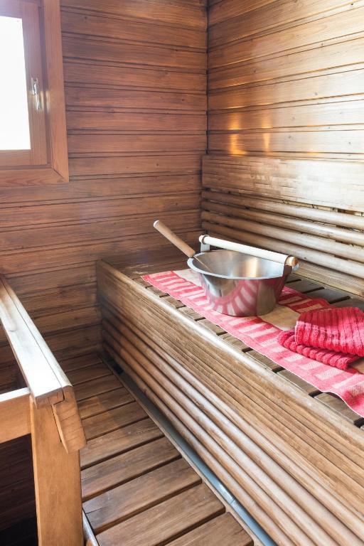Napapiirin Jaervilomat Hotel Luukonniemi Ruang foto