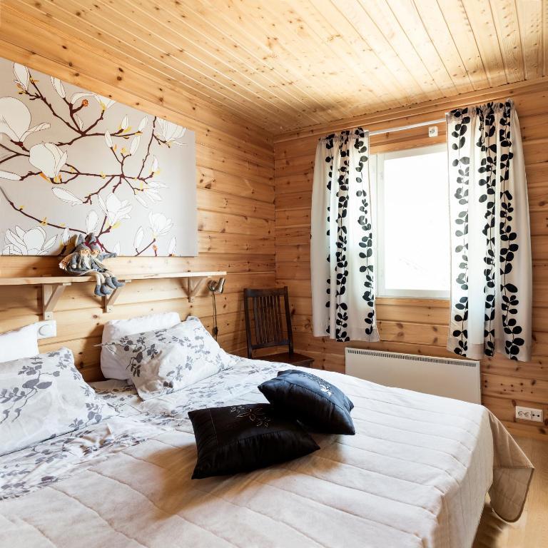 Napapiirin Jaervilomat Hotel Luukonniemi Ruang foto