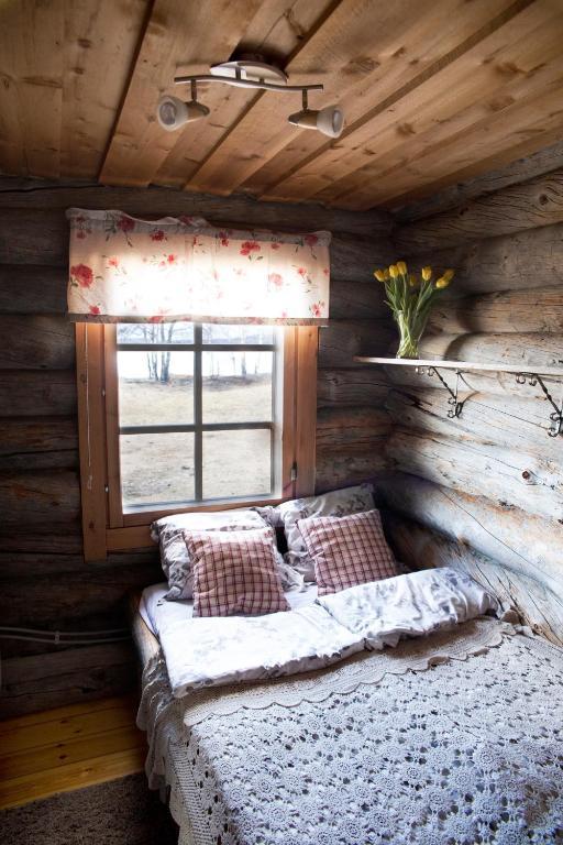 Napapiirin Jaervilomat Hotel Luukonniemi Ruang foto